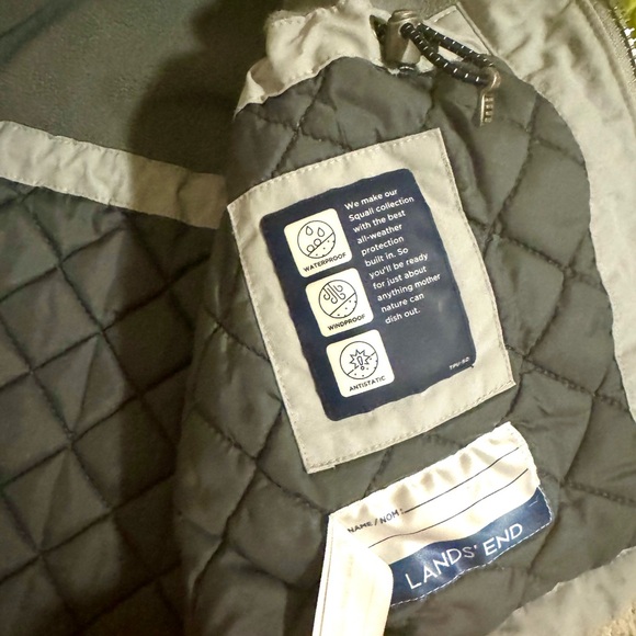 Kids winter jacket. Kids snow jacket. Size M (10-12), brand Lands End. - Picture 8 of 12